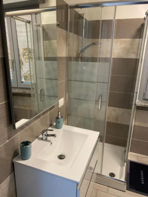 Adua apartments ospedale S Andrea clinica Santa Rita